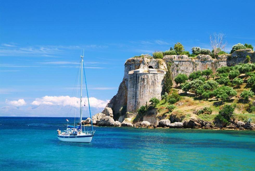 Eros Pittoresque Retreats - Perfect Location, Panoramic Seaview Koroni  Luaran gambar