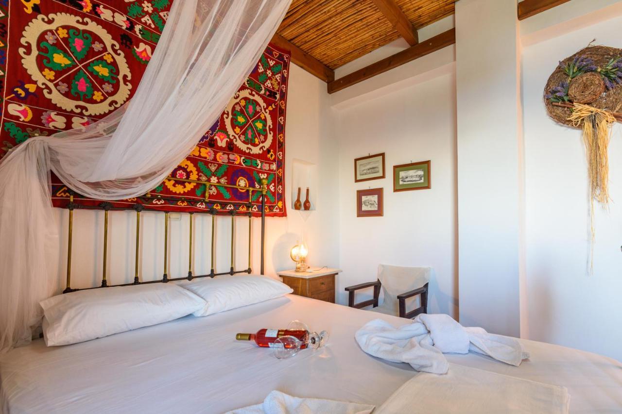 Eros Pittoresque Retreats - Perfect Location, Panoramic Seaview Koroni  Luaran gambar